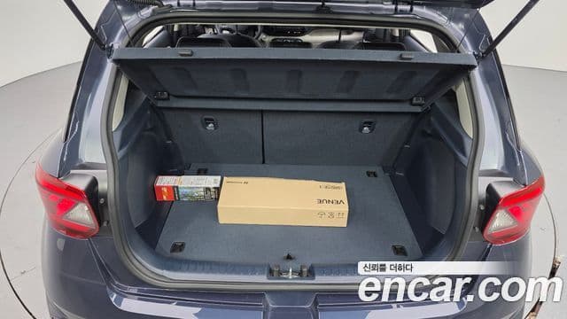 Hyundai Venue Premium, 2024 20