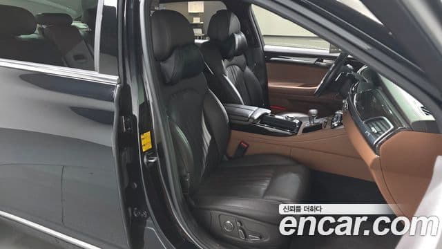 Genesis G90 Premium Luxury, 2021 10