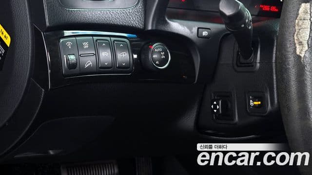 Kia Mohave 4WD KV300, 2012 14