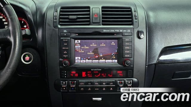 Kia Mohave 4WD KV300, 2012 17