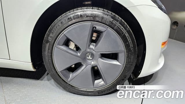 Tesla модель 3, 2022 все фото