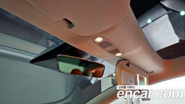 Tesla модель 3, 2022 17