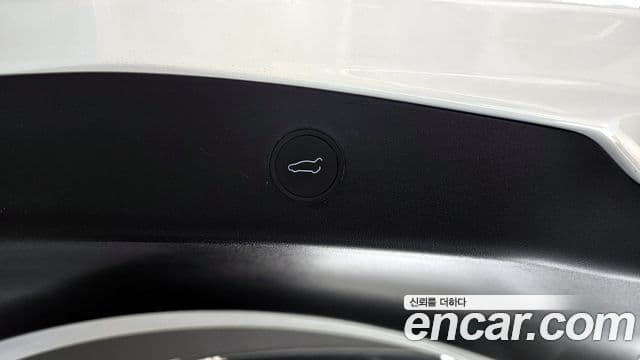 Tesla модель 3, 2022 18