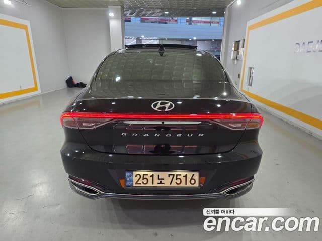 Hyundai The / новый New Grandeur IG гибрид Le Blanc, 2022 все фото