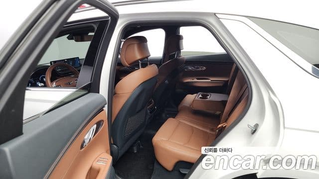 Genesis GV70, 2023 12