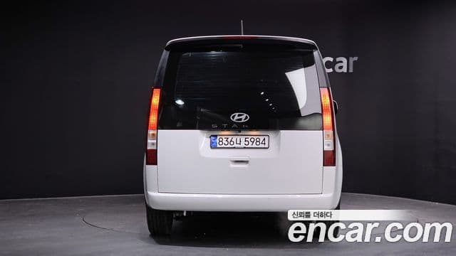 Hyundai Staria Modern, 2025 4