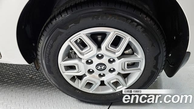 Hyundai Staria Modern, 2025 все фото