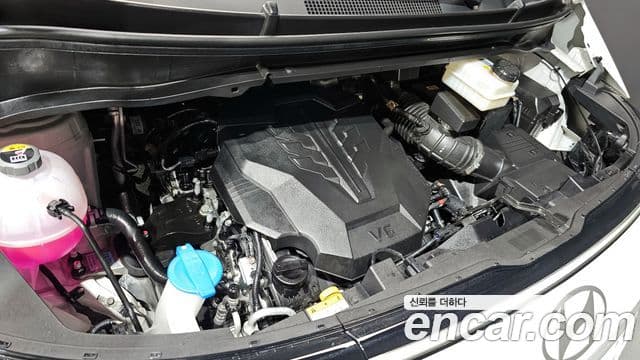 Hyundai Staria Modern, 2025 6