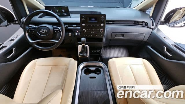 Hyundai Staria Modern, 2025 7
