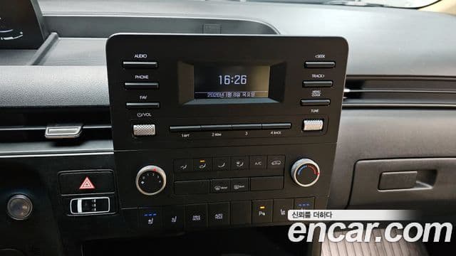 Hyundai Staria Modern, 2025 14