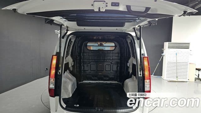 Hyundai Staria Modern, 2025 20