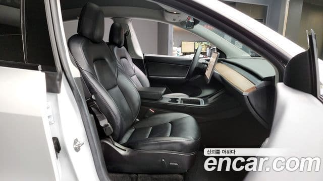 Tesla модель Y Standard Range RWD, 2021 11