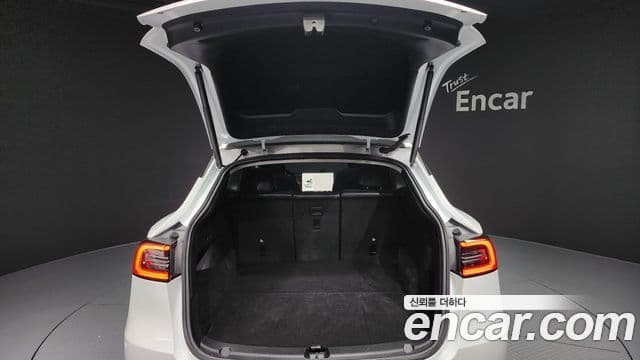 Tesla модель Y Standard Range RWD, 2021 20