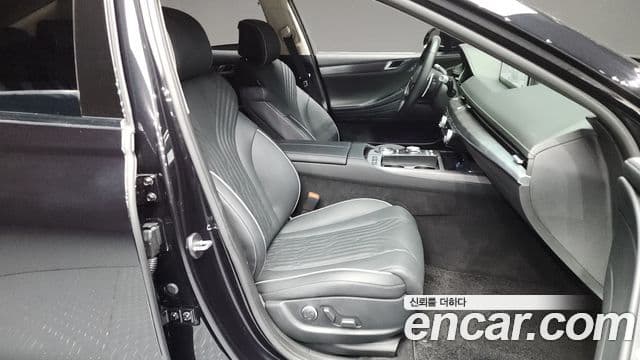 Genesis G80 (RG3) бензин 3.5 турбо AWD, 2023 11