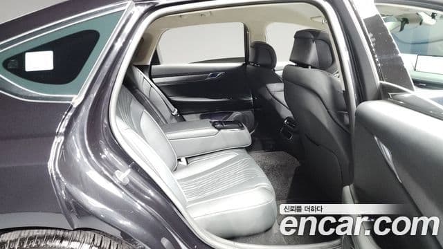 Genesis G80 (RG3) бензин 3.5 турбо AWD, 2023 12