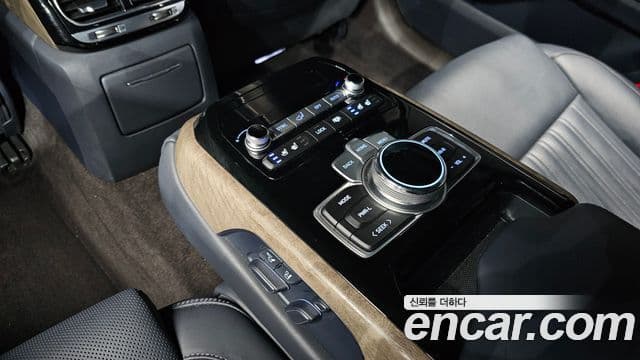 Genesis G90 Premium Luxury, 2021 20