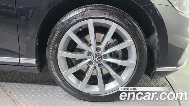 Volkswagen Passat GT(B8) Prestige, 2022 все фото