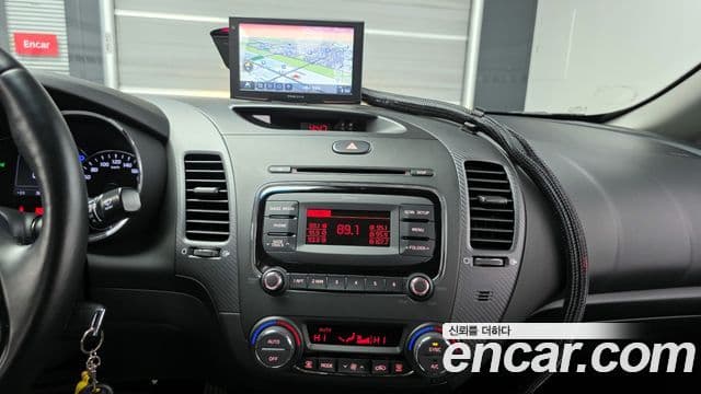 Kia The / новый New K3 Trendy, 2016 18