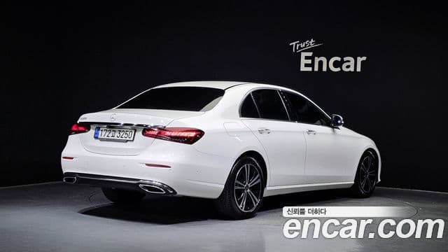 Mercedes-Benz E-класс W213 Avantgarde, 2021 2