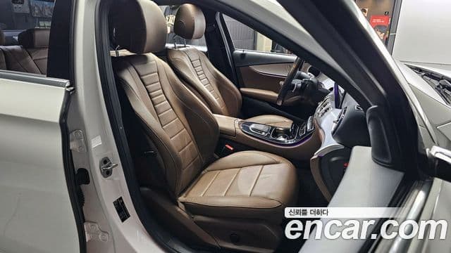 Mercedes-Benz E-класс W213 Avantgarde, 2021 12