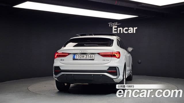 Audi Q3 (F3) 35 TDI Premium Sportback, 2023 4