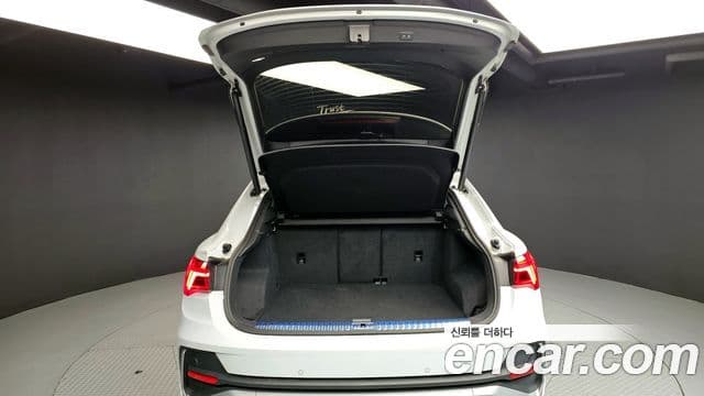 Audi Q3 (F3) 35 TDI Premium Sportback, 2023 20