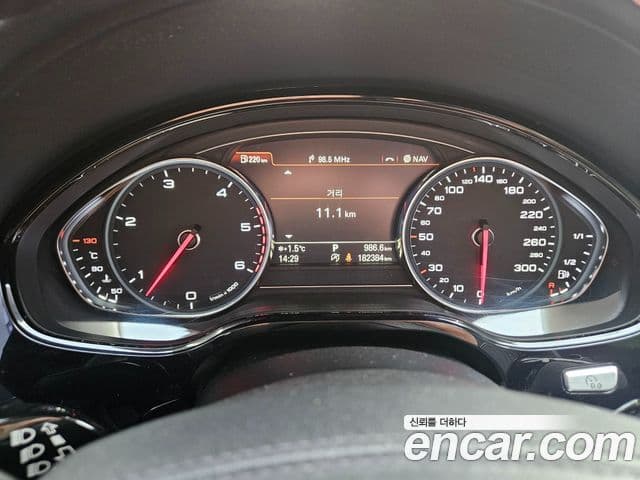 Audi New A8 D4, 2013 8