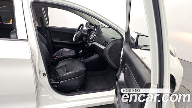 Kia All New Morning Deluxe, 2012 11