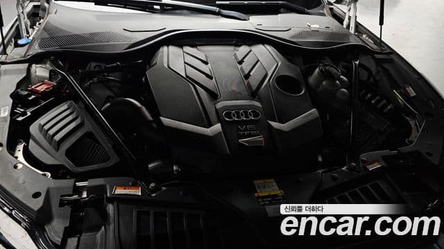 Audi A8 (D5) 55 TFSI Quattro Premium LWB, 2022 18