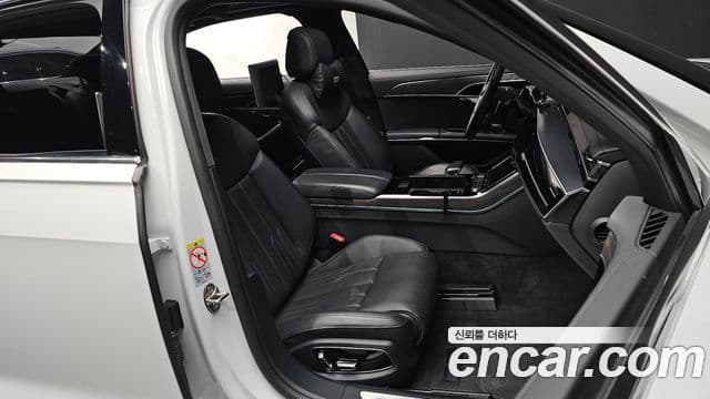 Audi A8 (D5) 55 TFSI Quattro Premium LWB, 2022 3