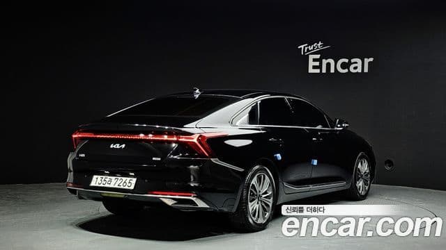 Kia K8 гибрид Signature, 2023 2