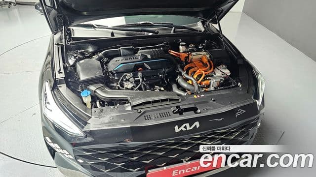 Kia K8 гибрид Signature, 2023 6