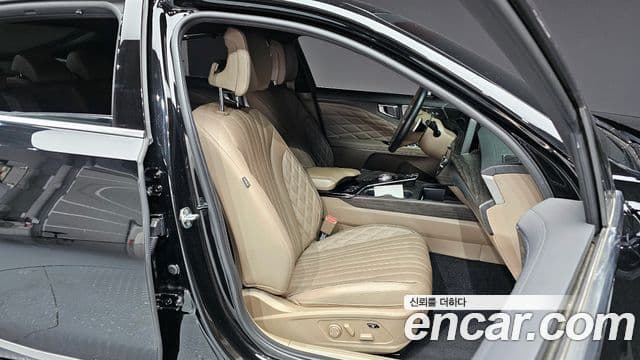 Kia K8 гибрид Signature, 2023 12