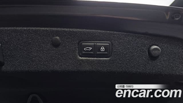 Kia K8 гибрид Signature, 2023 20