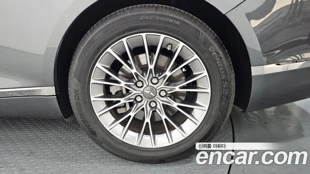 Genesis G80 (RG3) бензин 2.5 турбо 2WD, 2022 все фото