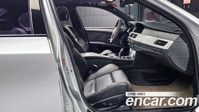 BMW 5시리즈 (E60) 528i седан Sport, 2008 11
