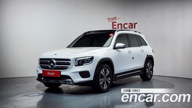 Mercedes-Benz GLB-класс X247 GLB220