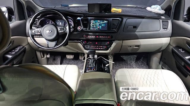 Kia All New Carnival Noblesse, 2015 7