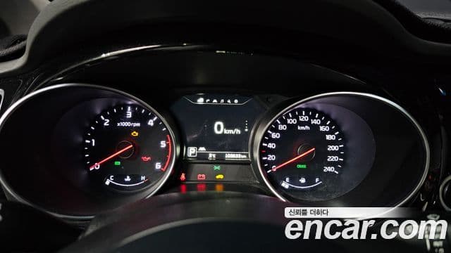 Kia All New Carnival Noblesse, 2015 8