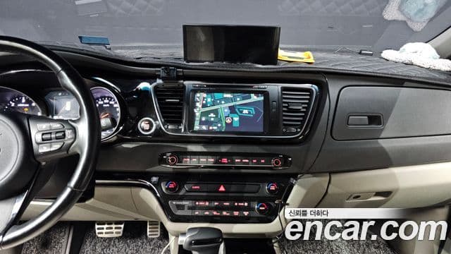 Kia All New Carnival Noblesse, 2015 14