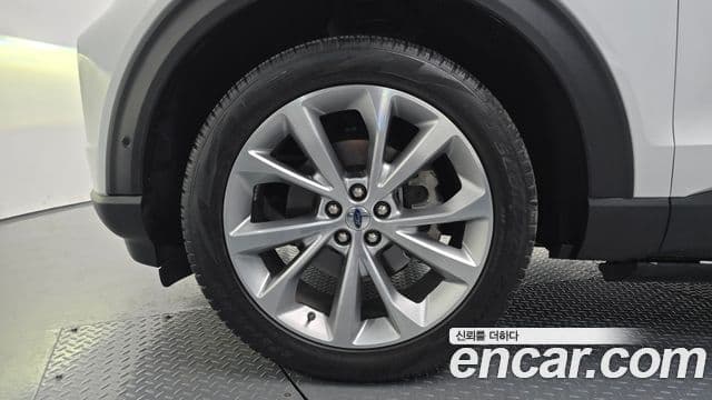 Ford Explorer 6세대 3.0 Platinum 4WD, 2021 все фото
