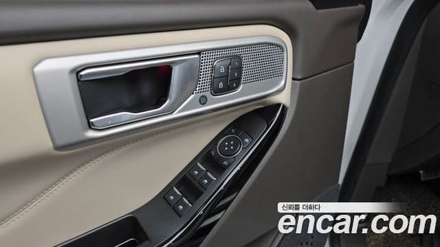 Ford Explorer 6세대 3.0 Platinum 4WD, 2021 17