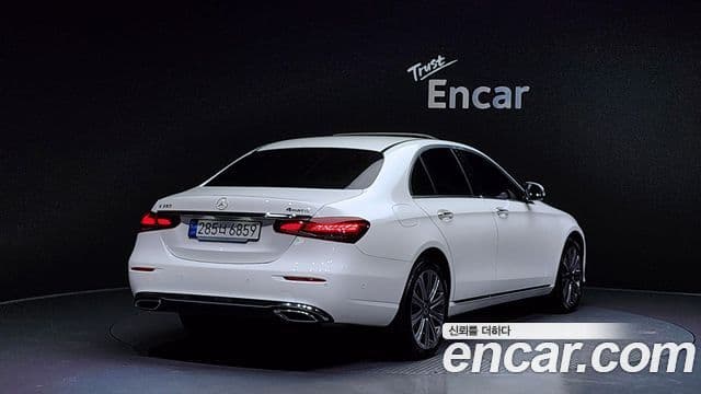 Mercedes-Benz E-класс W213 Exclusive, 2023 2