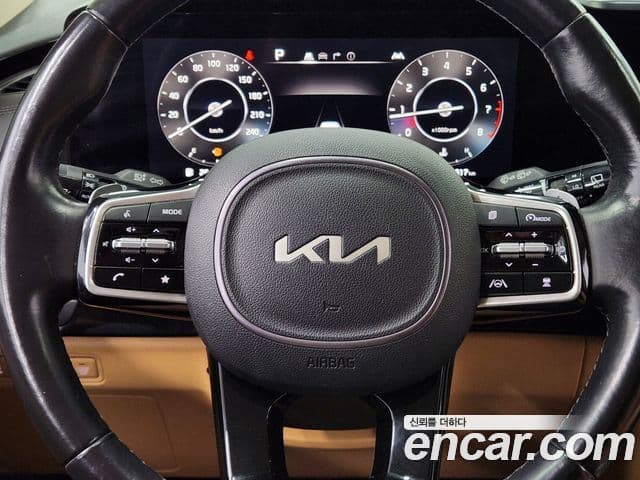 Kia Carnival 4세대 Signature, 2022 12
