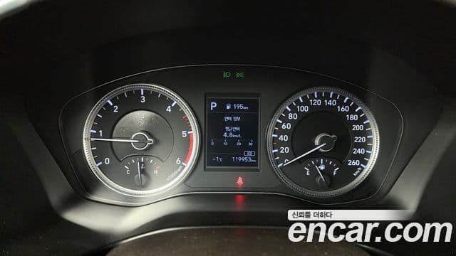 Hyundai Santa Fe TM Prestige, 2020 8