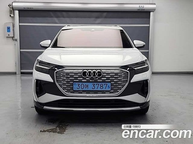 Audi Q4 e-Tron (F4) Premium, 2025 2