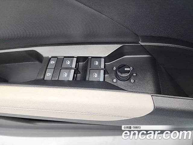 Audi Q4 e-Tron (F4) Premium, 2025 17