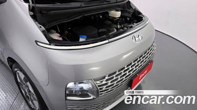 Hyundai Staria Modern, 2023 6