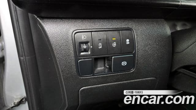 Hyundai Staria Modern, 2023 13