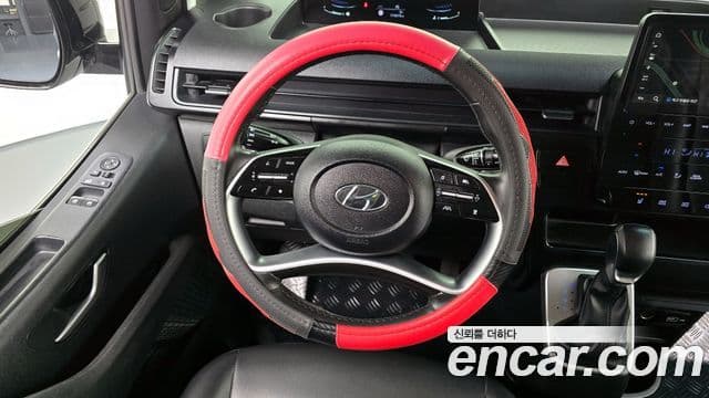 Hyundai Staria Modern, 2023 14